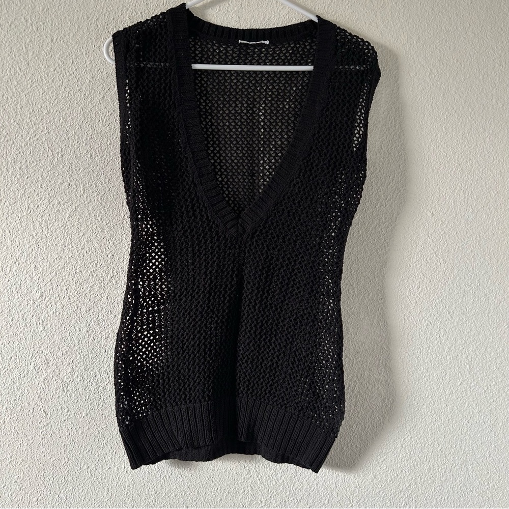 Women’s Knit Swim Cover Up Small Black Low V Cut Net Vacation Beach Cruise